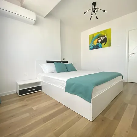 Apartment Unique Sea View *