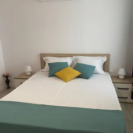 Unique Sea View Apartment *