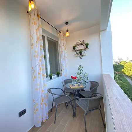 Apartment Unique Sea View *